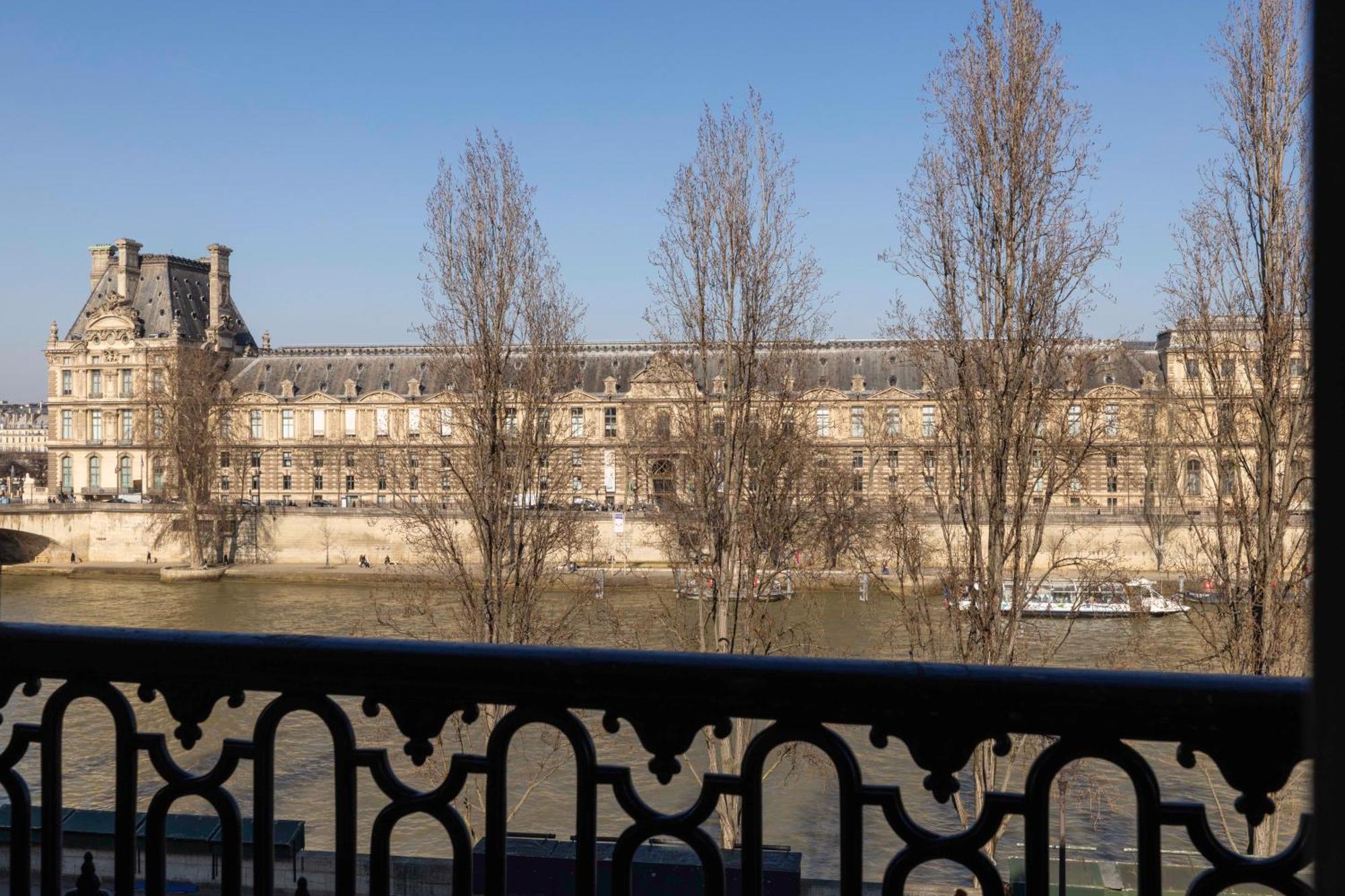 Hotel Du Quai Voltaire Париж Экстерьер фото
